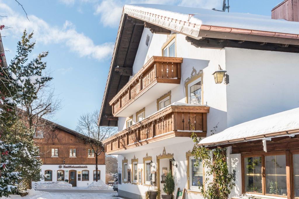 Landhotel Zum Metzgerwirt Bayersoien Esterno foto